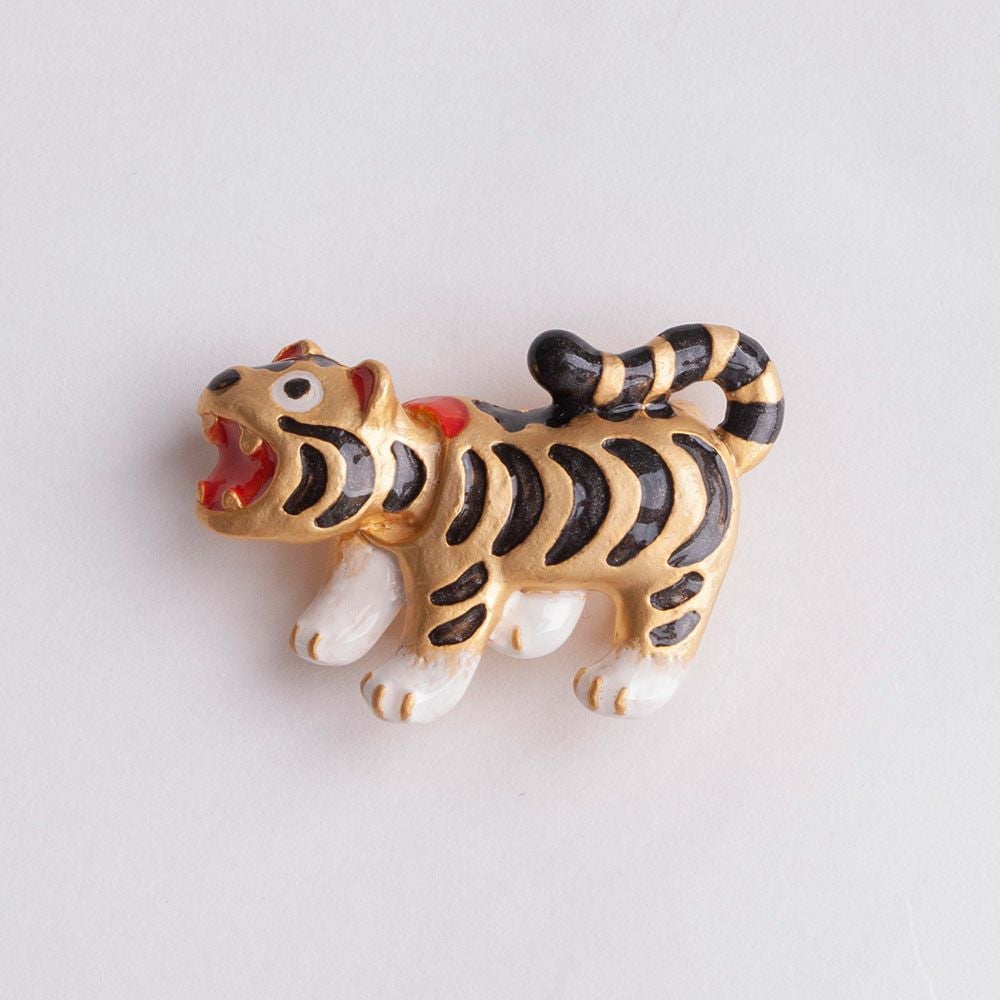 帯留め　お買い得品 数-SUU-】 帯留 /〈葛飾北斎「富嶽三十六景」〉 神奈川沖浪裏｜着物屋
