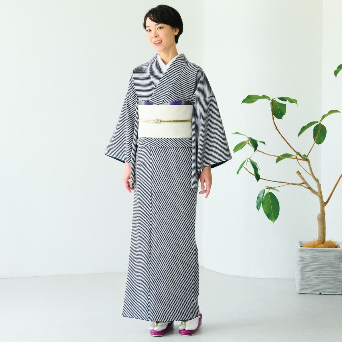 ☆35％OFF☆【CHIKUMO-千雲-】洗える着物 斜め縞/グレー 袷小紋 くるり