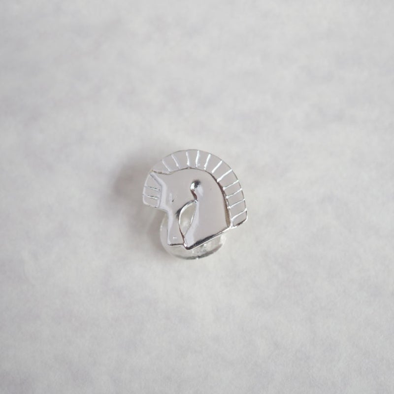 【豆留 by nagai yoko】２度楽しめるリバーシブルデザイン 馬／瓢箪 　メッキ無