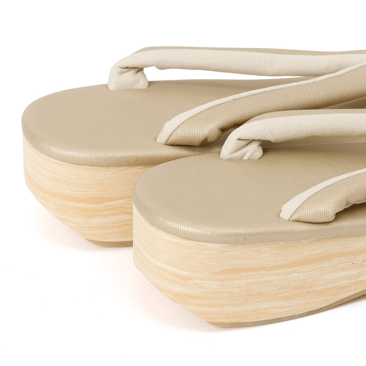 ．HAKU　草履　　Mサイズ ☆20％OFF！5/14(木)10時まで☆【.HAKU】 痛くない草履 雅｜ H318